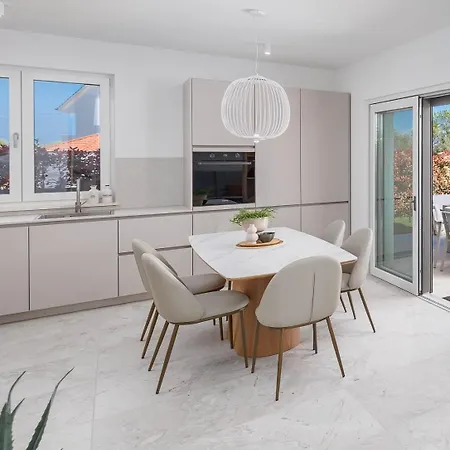 New 2026 Casa Luce With Private Heated Pool * Malinska