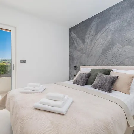 New 2026 Casa Luce With Private Heated Pool Willa Malinska