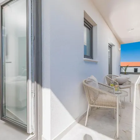 New 2026 Casa Luce With Private Heated Pool *